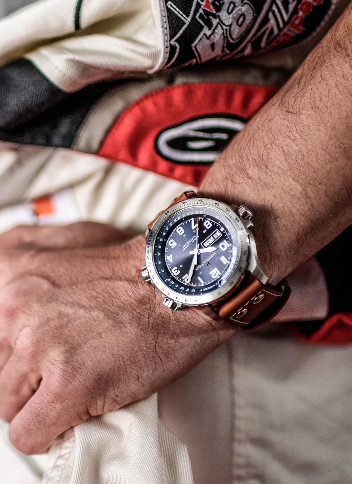 HAMILTON KHAKI AVIATION
X-WIND DAY DATE AUTO