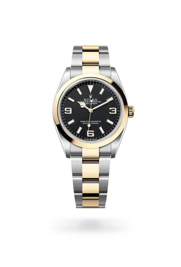 La esfera es el rostro distintivo de un reloj Rolex, el mayor responsable de su identidad y legibilidad. Los números 3, 6 y 9, característicos del modelo Explorer, están rellenos de un material luminiscente, que emite un color azul de larga duración, igual que los índices y las agujas. Como todos los relojes Rolex, la esfera del Explorer 36 está diseñada y manufacturada en nuestros talleres, principalmente a mano, para garantizar su perfección.